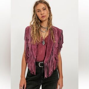 NWT Understated Leather Fringe Collar